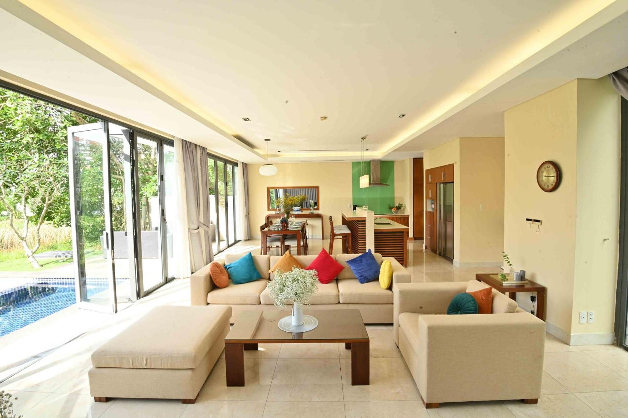 Deluxe Beach Villas By Danatrip Da Nang Room photo