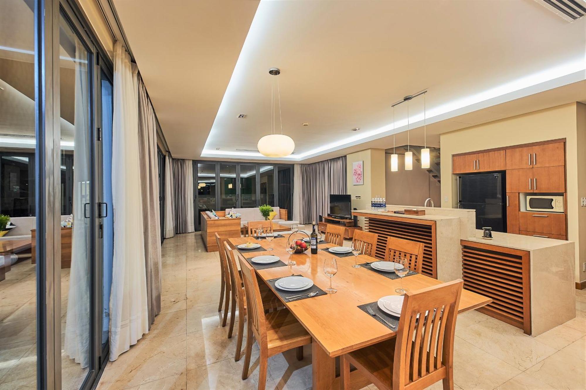 Deluxe Beach Villas By Danatrip Da Nang Room photo