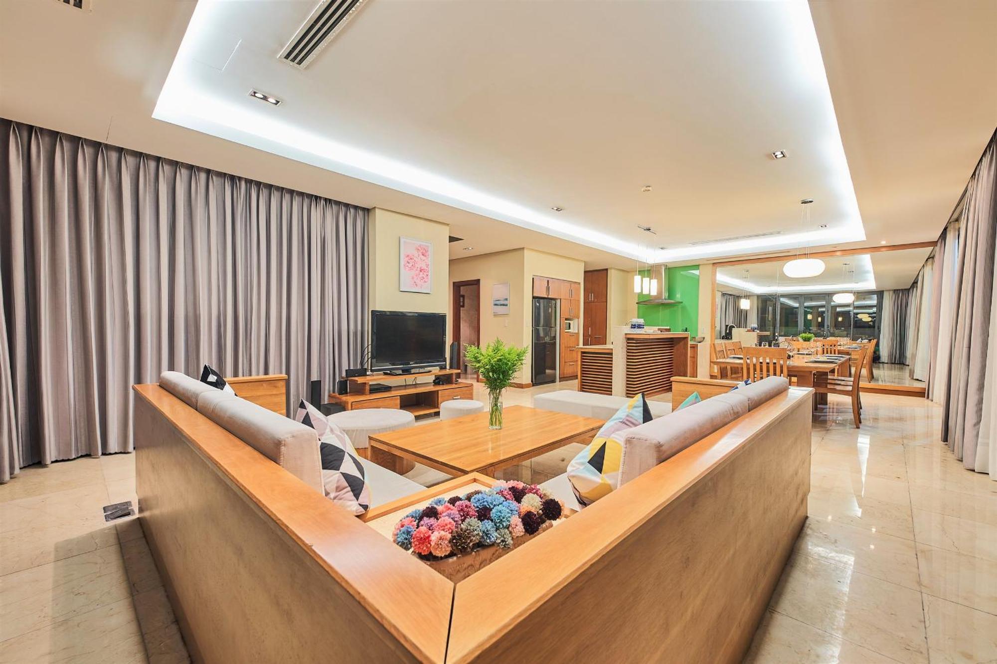 Deluxe Beach Villas By Danatrip Da Nang Room photo